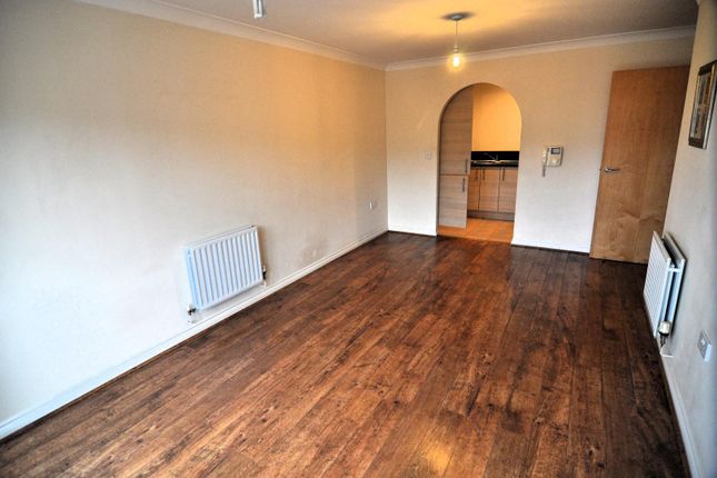 Flat to rent in Evolution, 839-847 St. Albans Road, Watford