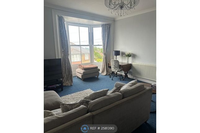 Flat   Walmer Castle Road, Walmer, Deal photo 3