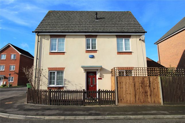 Detached house to rent in Vixen Drive, Aldershot