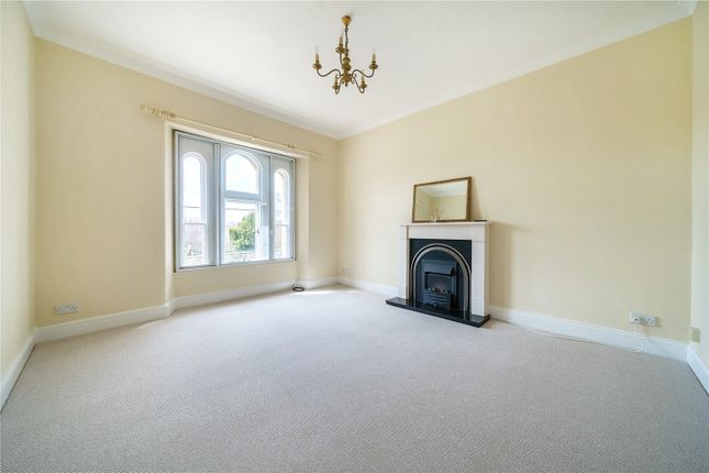 Flat 11, Saffron Court,, The Avenue, Sherborne photo 2