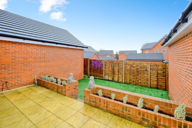 3, Ward Grove, Salisbury photo 2
