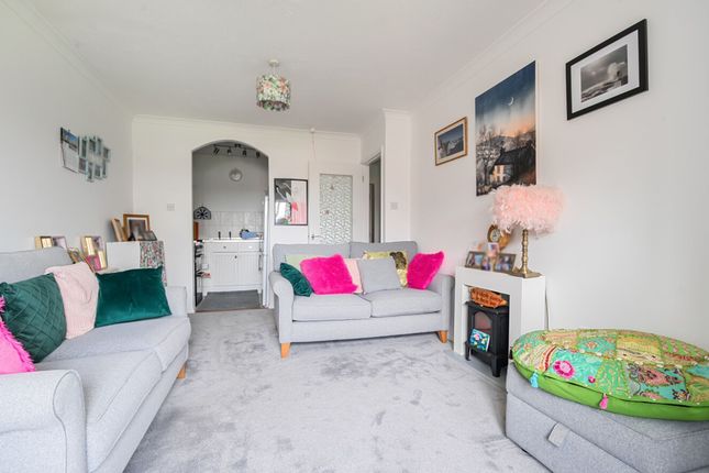 Flat 9 South Lodge, Pagham Road, Nyetimber, Bognor Regis photo 3