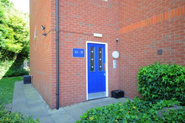 34, Millstone Court, Stone photo 3