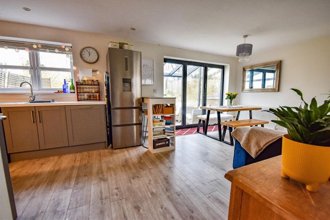 17A, Rowley, Dursley photo 2