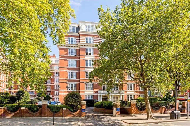 Flat to rent in Maida Vale, London