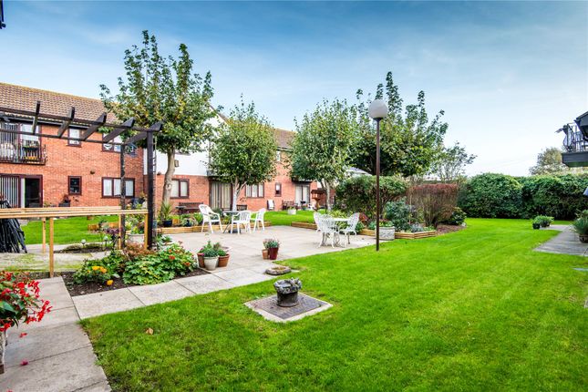 1-bed flat on Flat 3, The Mallards, 236, High Street, Southend-on-Sea, £150,000
