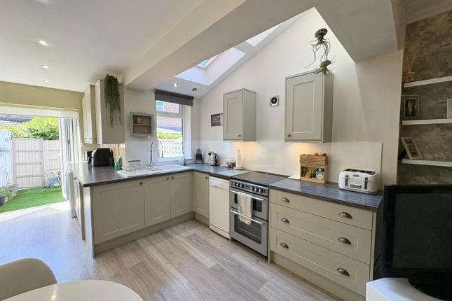 8, Cleveleys Avenue, Chorlton photo 4