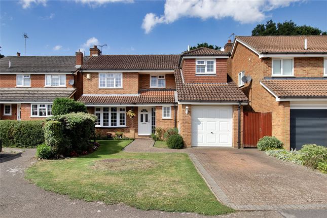 Country house for sale in Ash Tree Close, West Kingsdown, Sevenoaks, Kent