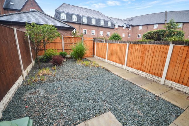 16, Upton Rocks Mews, Widnes photo 3