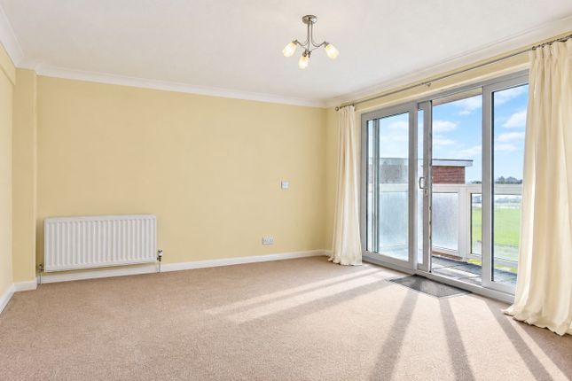 12 Ashtead Towers, Sutton Place, Bexhill-on-Sea photo 3