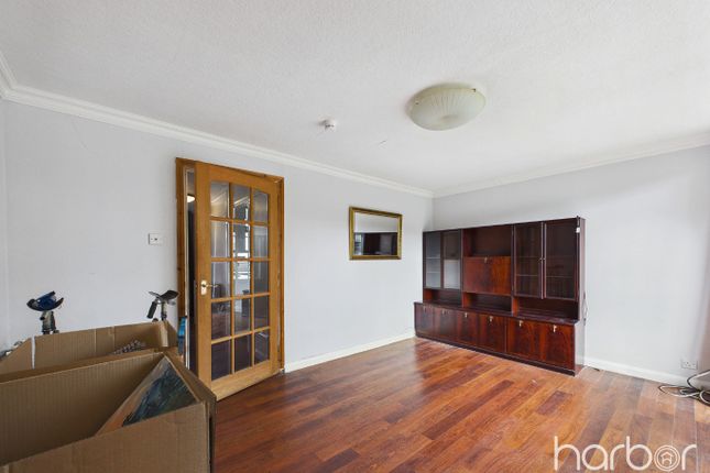 12 Moredun Park Green, Edinburgh, City of Edinburgh photo 3