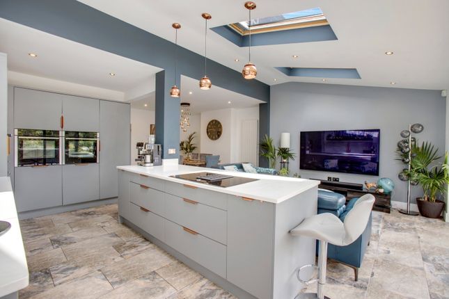 5, Grandfield Avenue, Nottingham photo 4