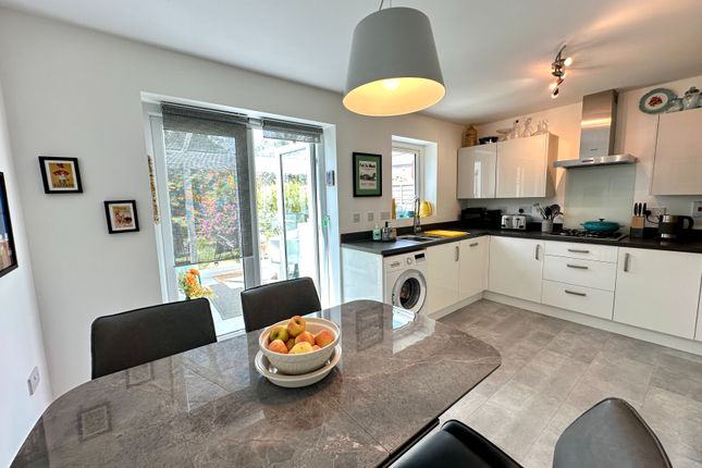 32, Sorrel Drive, Bilston photo 4