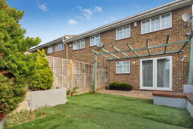 3-bed terraced on 9, Myrtle Close, Erith, £430,000