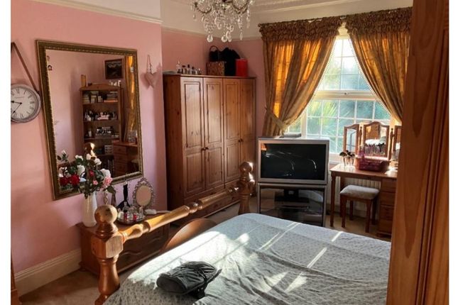 Terraced house for sale in Cann Hall Road, London