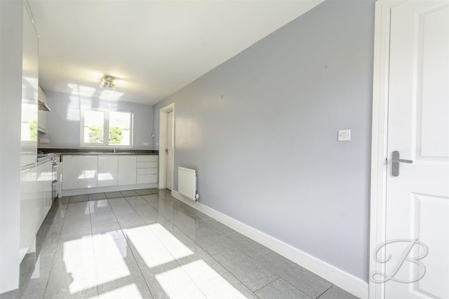 40, Waterfield Avenue, Mansfield photo 4