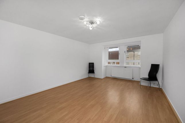 Mitchell Place, Kirkcaldy photo 4