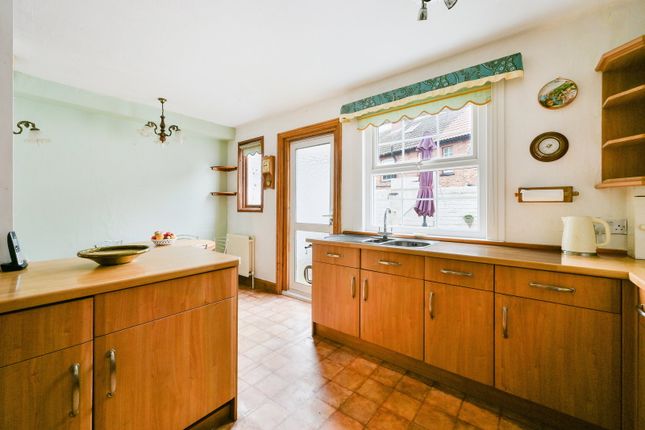 22, Ansell Road, Dorking photo 4