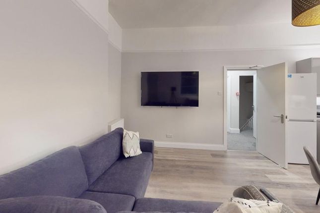 Thumbnail Semi-detached house to rent in Queens Road, Bristol