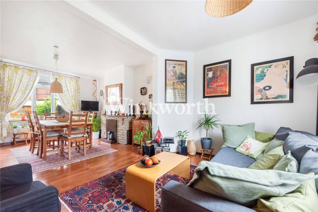 Thumbnail Terraced house for sale in The Roundway, London