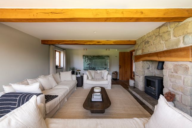 304607 - Orrell Fold Barn 19.Jpg