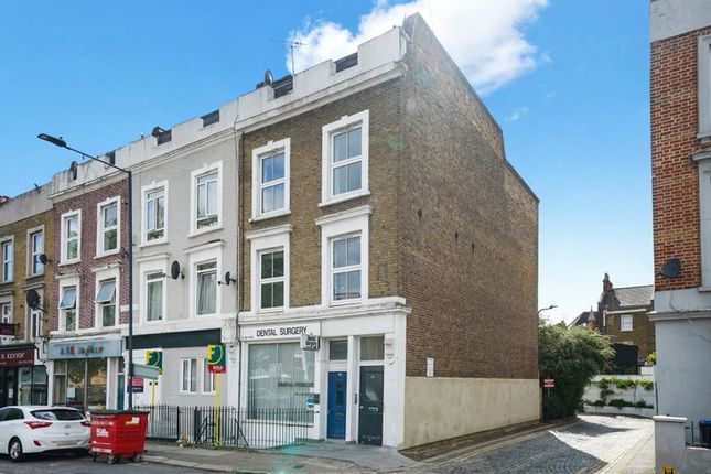 Thumbnail Flat to rent in Malvern Road, London