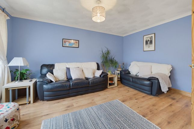57, Austin Avenue, Porthcawl photo 4