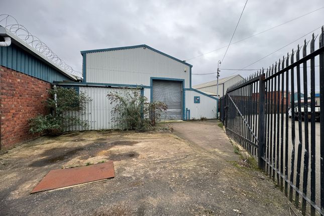 Thumbnail Warehouse to let in The Wallows Industrial Estate, Fens Pool Avenue, Brierley Hill