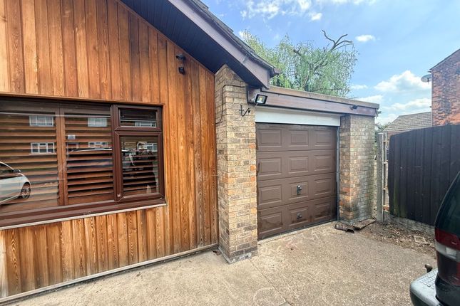 8, Bycroft Road, Gainsborough photo 2