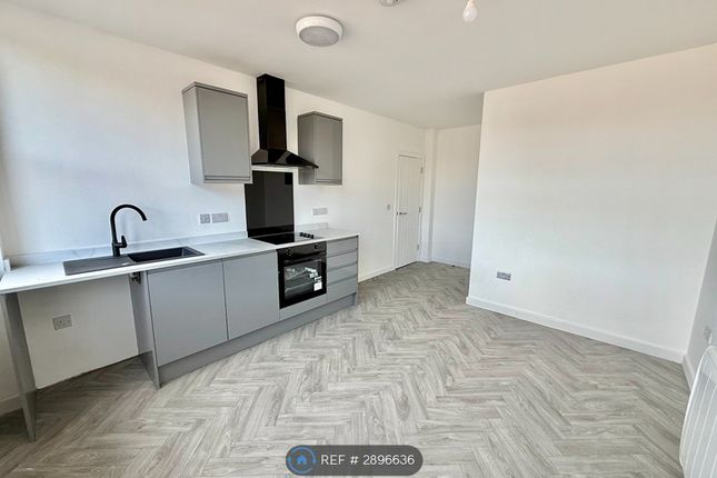 Flat, Market Place, Mansfield photo 2