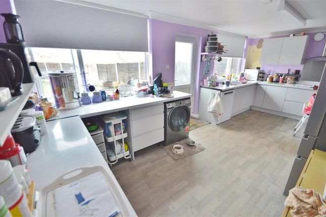 Seawick Road, Clacton-on-Sea photo 4