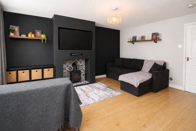 21, King Drive, Bracebridge Heath photo 4