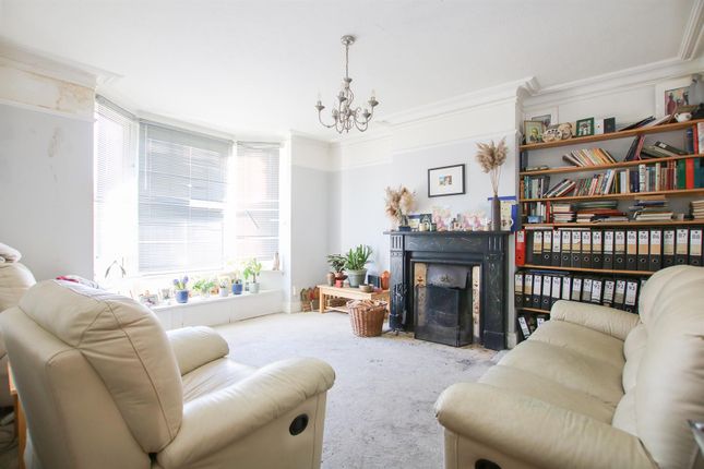 8, Laceys Lane, Newmarket photo 2