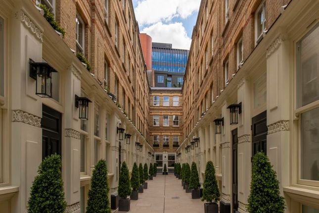 1-bed flat on 1-6, Dyers Buildings 1-6 Dyers Buildings, London, £800,000