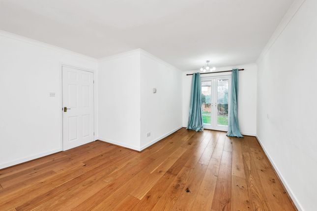 53 Hillfield, Cambridge photo 3