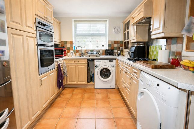 11, Boardman Road, Kettering photo 3