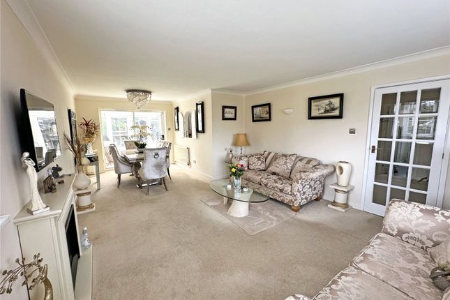 Flat for sale in Ariane Court, Woodlands Road, Barton On Sea, New Milton