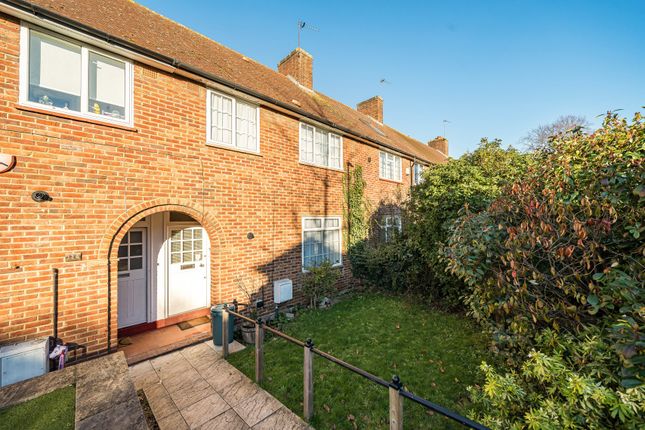 Thumbnail Terraced house for sale in Crestway Putney, London