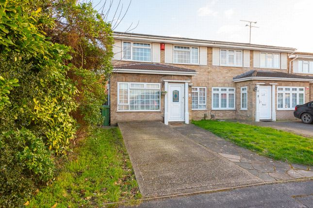 Semi-detached house to rent in Saltram Road, Farnborough