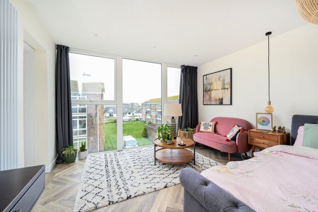 Flat for sale in Nelson Court, Woodards View, Shoreham, West Sussex