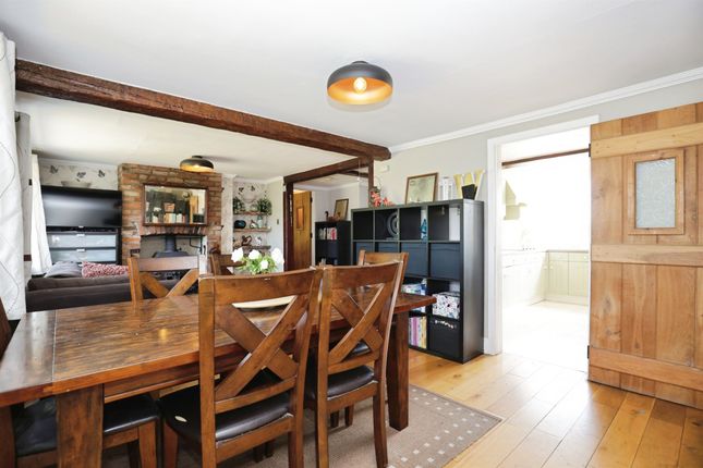 476, London Road, Rugby photo 4