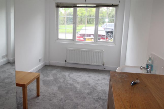 Room to rent in Crawley Drive, Hemel Hempstead