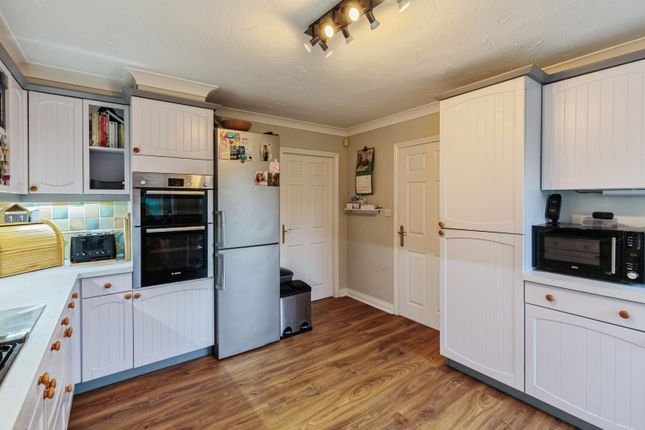 27, Tennyson Avenue, Preston photo 4