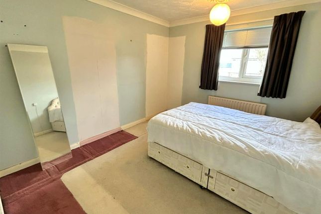 32, Drake Head Lane, Doncaster photo 4