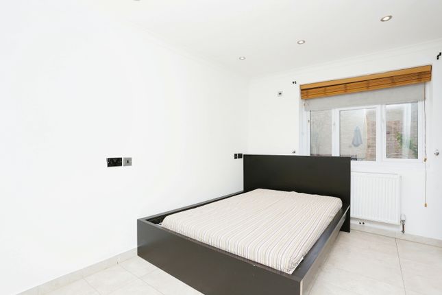 Flat for sale in Fairby Road, London