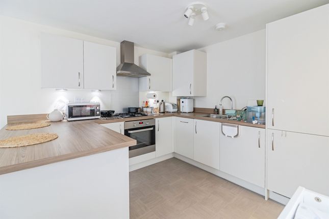 24, Lithgows Avenue, Milton Keynes photo 4