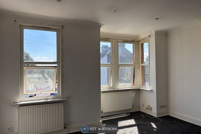 St Pauls Road, Thornton Heath, Surrey photo 2