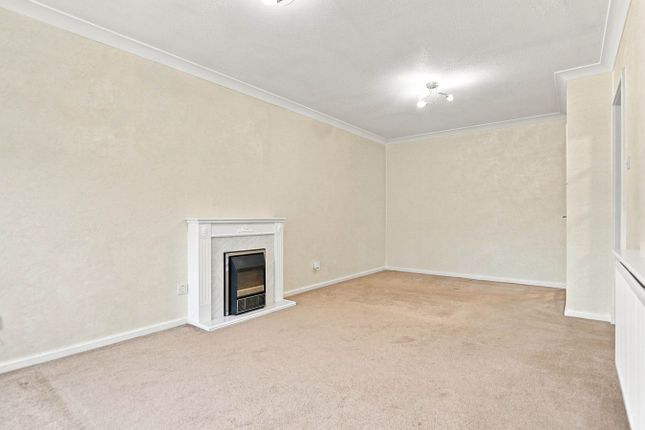18, Wardlaw Gardens, Irvine photo 4