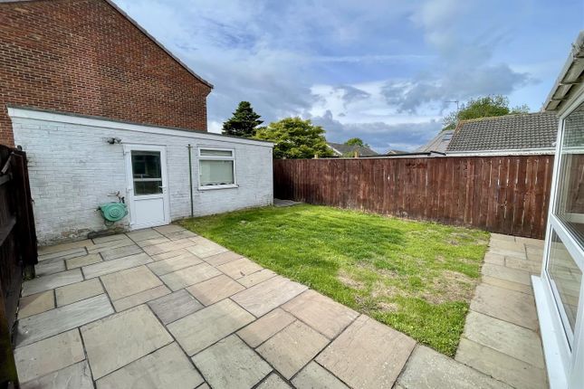 16, Galloway, Darlington photo 4