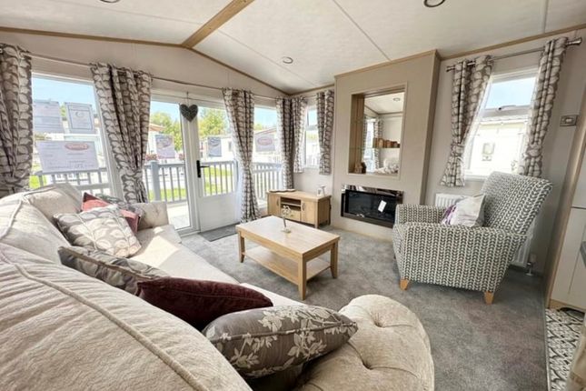 Carnaby Highgrove Brookwood,, Brooklyn Holiday Park, Gravel Lane, Southport photo 3